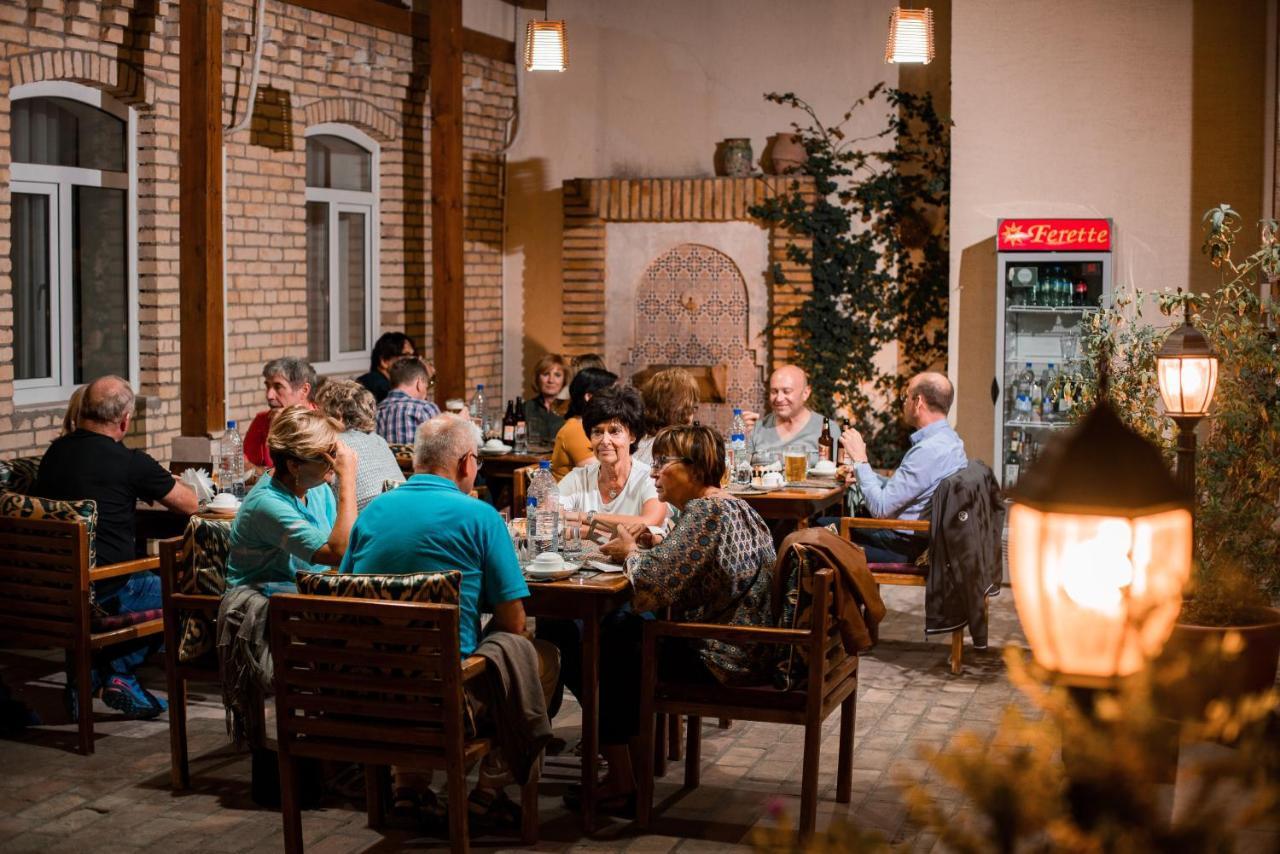Hotel Malika Buhara Dış mekan fotoğraf